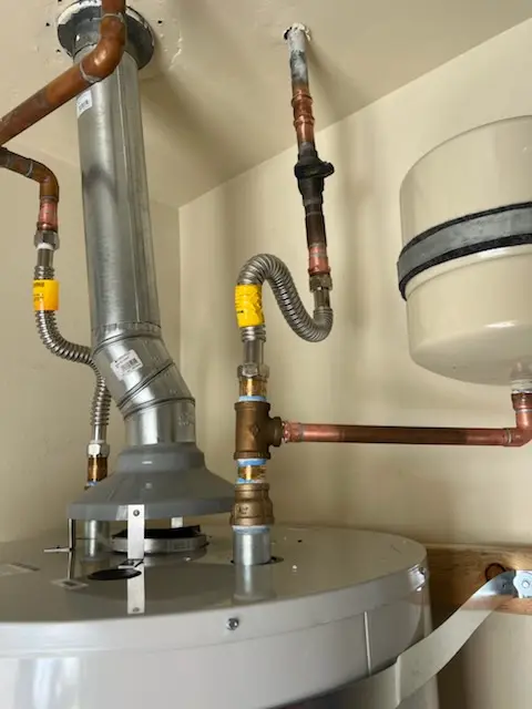 Water heater installation and plumbing repair in Fenwick Park